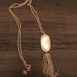Kendra Scott necklace